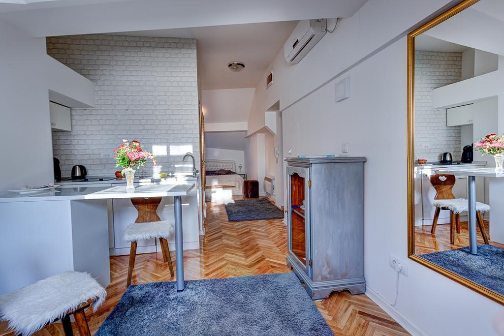 Apartments Selfie Belgrade Central エクステリア 写真